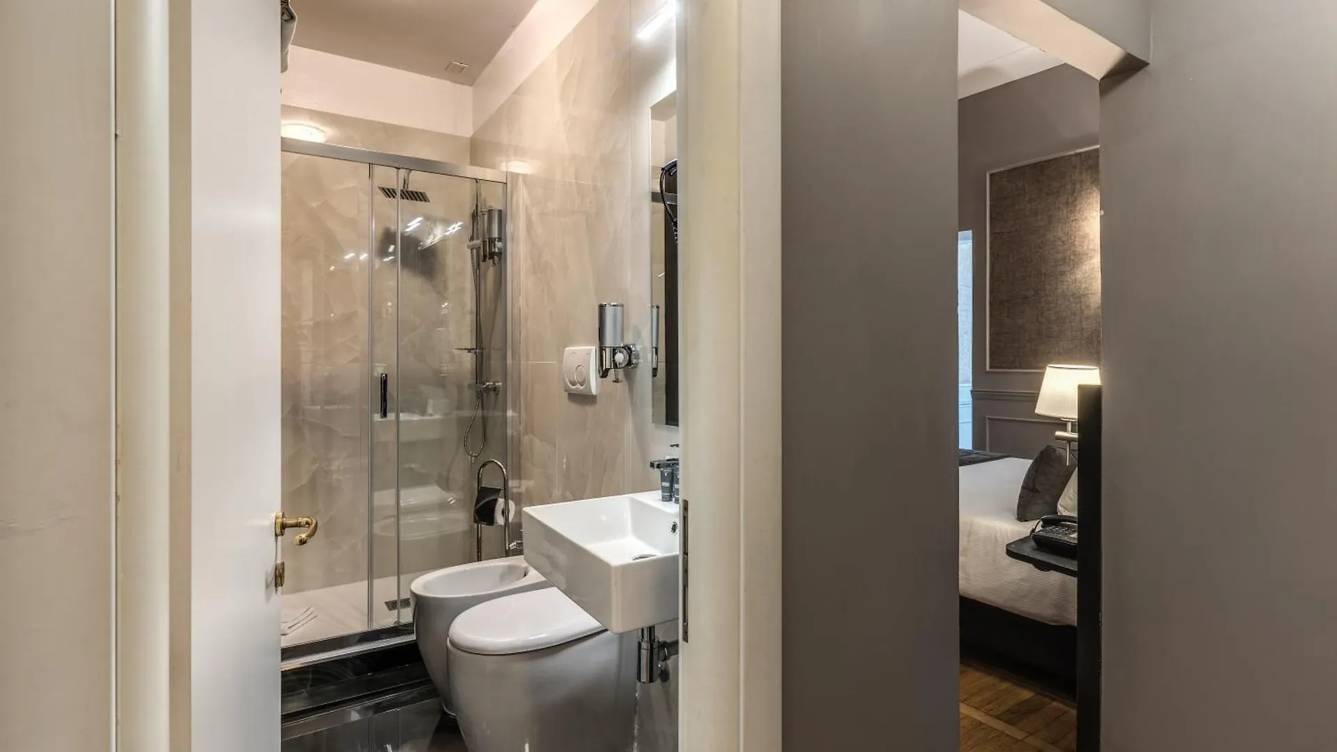 Relais Fontana Di Trevi Hotel Roma 3*,  İtalya