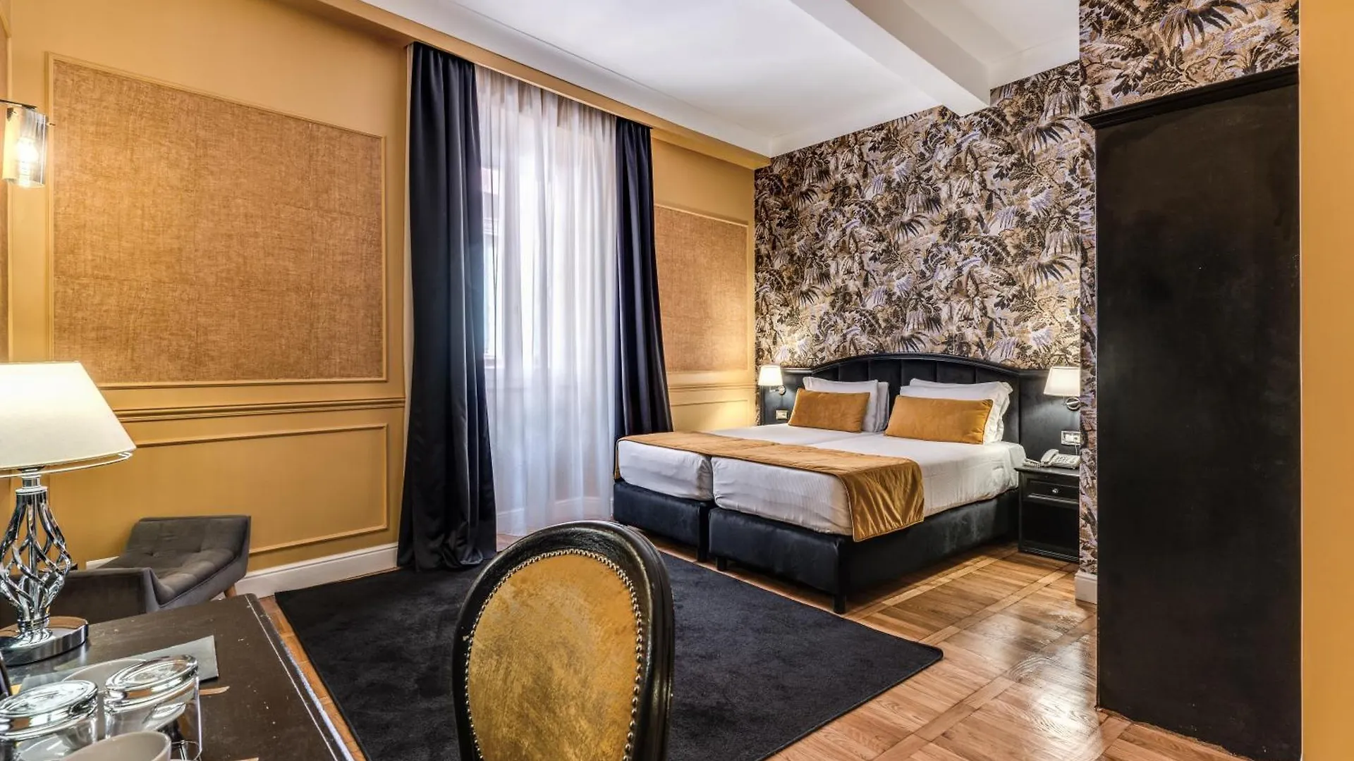 ***  Relais Fontana Di Trevi Hotel Rome Italy